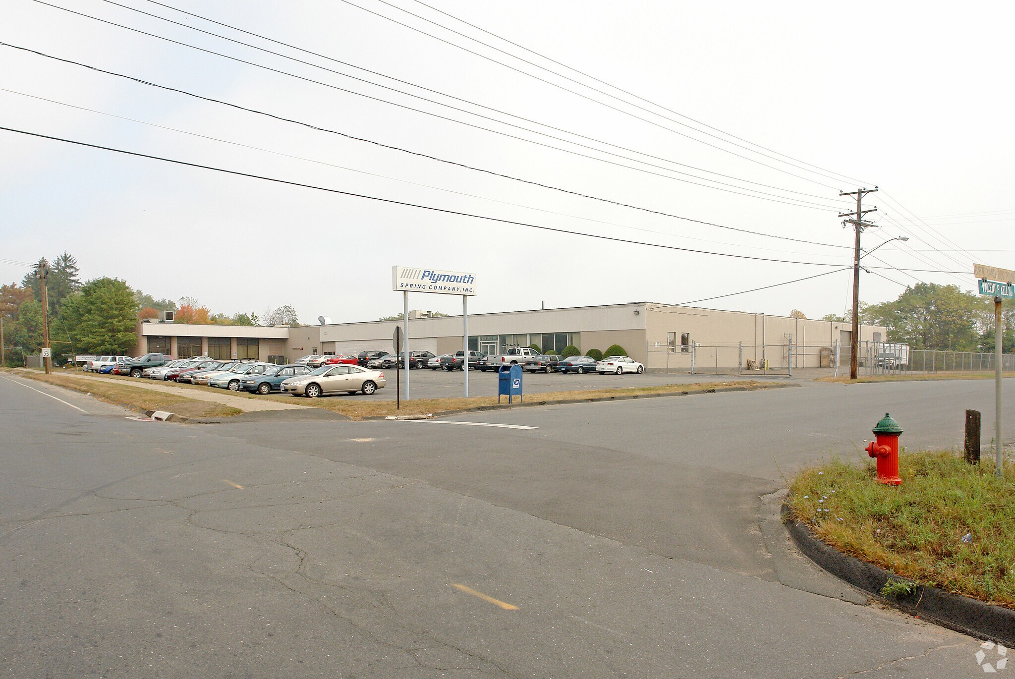 281 Lake Ave, Bristol, CT for sale Primary Photo- Image 1 of 1