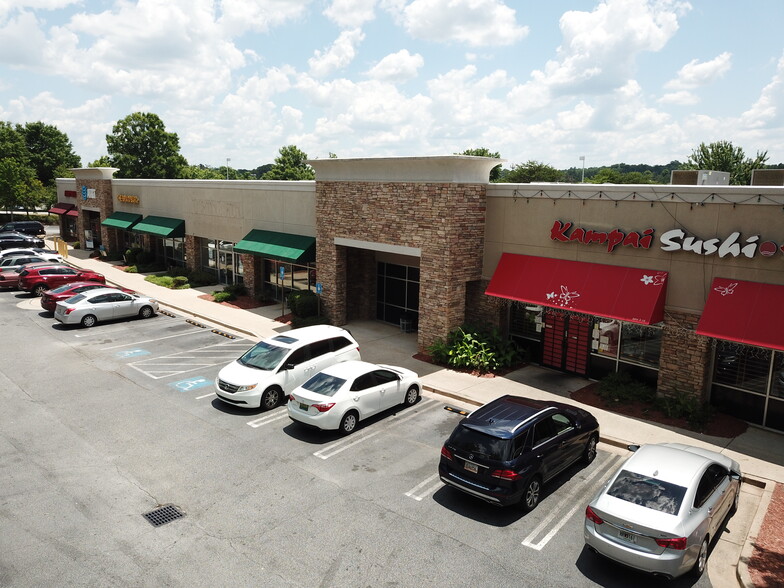 7105 Stonecrest Pky, Lithonia, GA for lease - Building Photo - Image 1 of 20