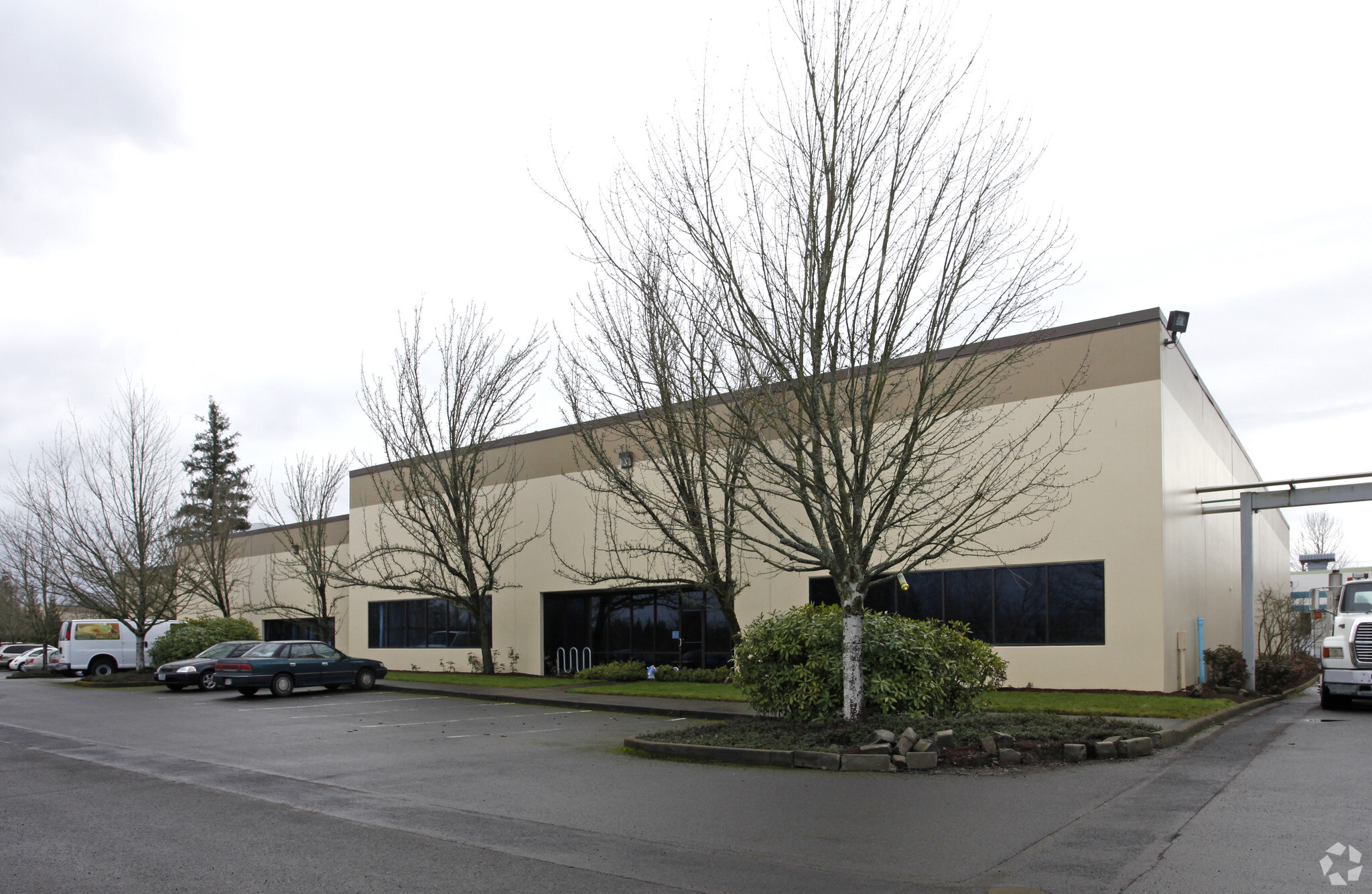 9955 SW Potano St, Tualatin, OR for lease Primary Photo- Image 1 of 4