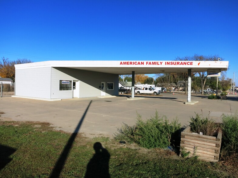 706 2nd St W, Williston, ND for sale - Building Photo - Image 1 of 3