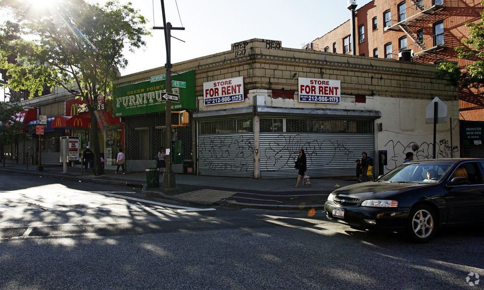 4502-4510 Greenpoint Ave, Sunnyside, NY for lease - Building Photo - Image 3 of 3