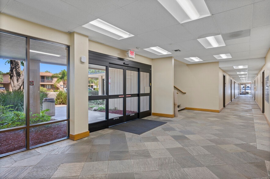 7373 University Ave, La Mesa, CA for lease - Interior Photo - Image 2 of 2