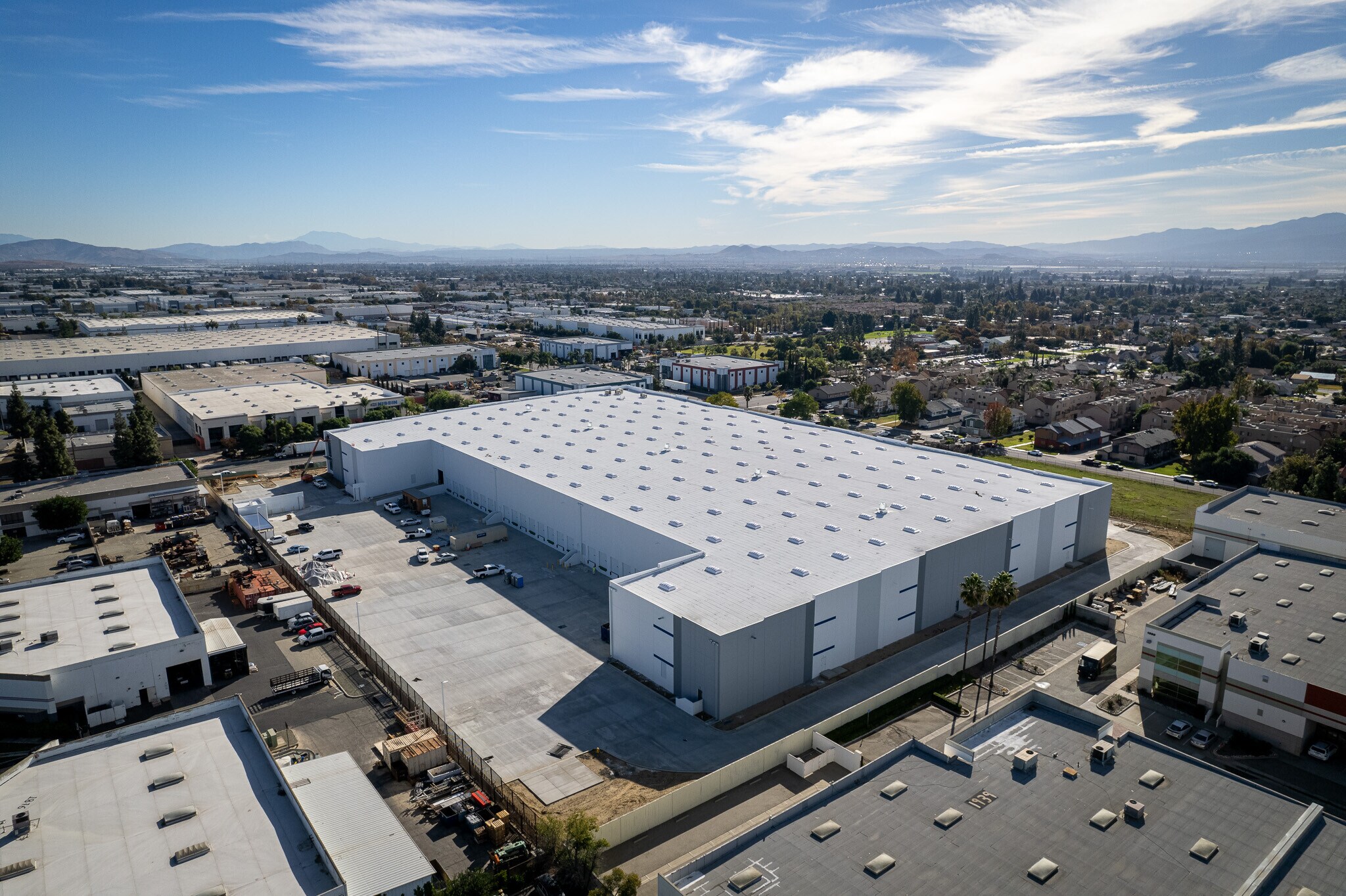 1932 S Bon View Ave, Ontario, CA 91761 West Ontario Distribution Center