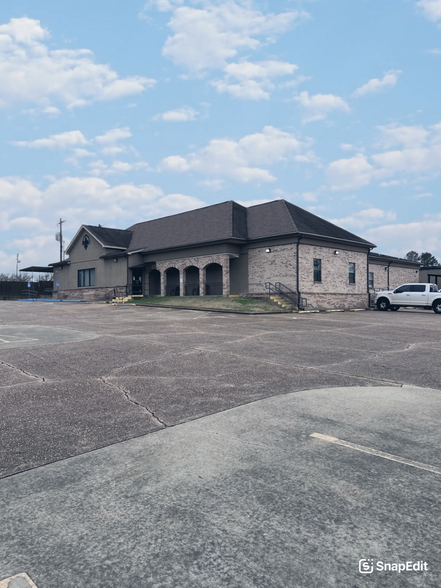 103 Watts St, Jonesboro, LA for sale - Building Photo - Image 1 of 5
