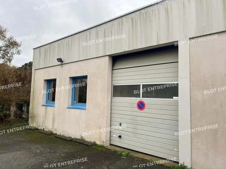 Office in Rennes for lease - Building Photo - Image 2 of 10