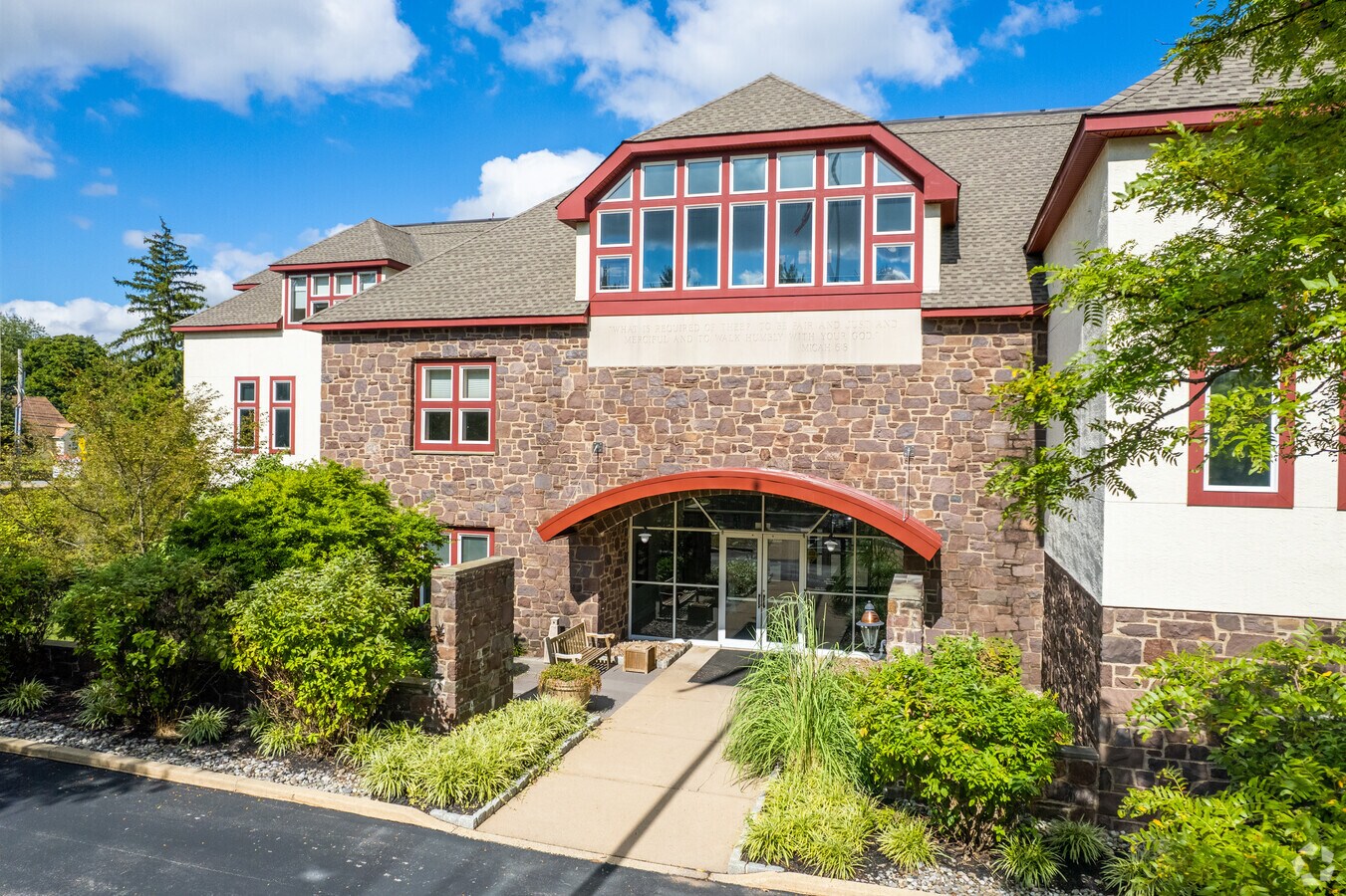 375 Morris Rd, Lansdale, PA 19446