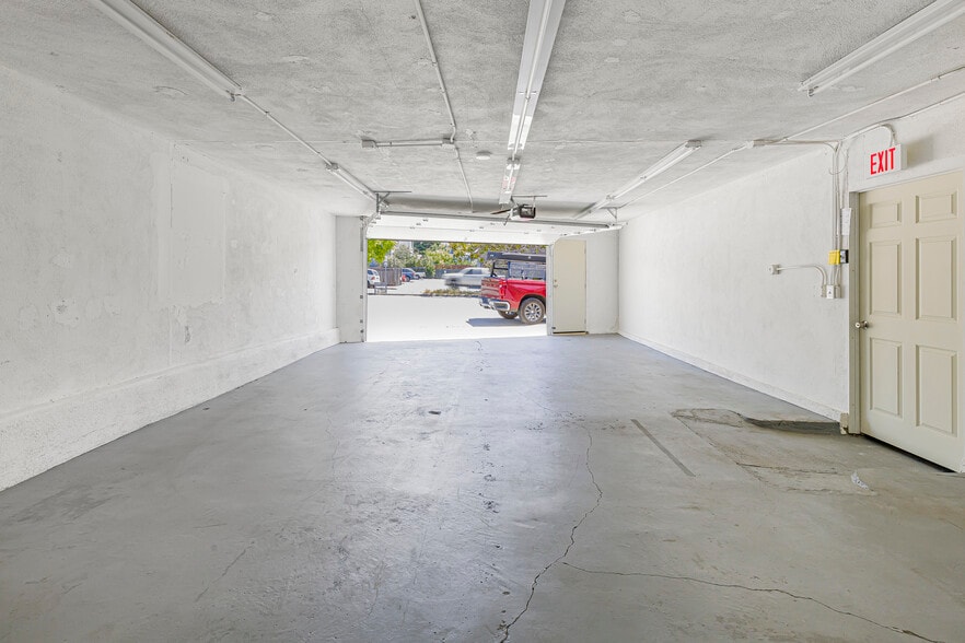 1529-1531 San Pablo Ave, Berkeley, CA for sale - Interior Photo - Image 1 of 1