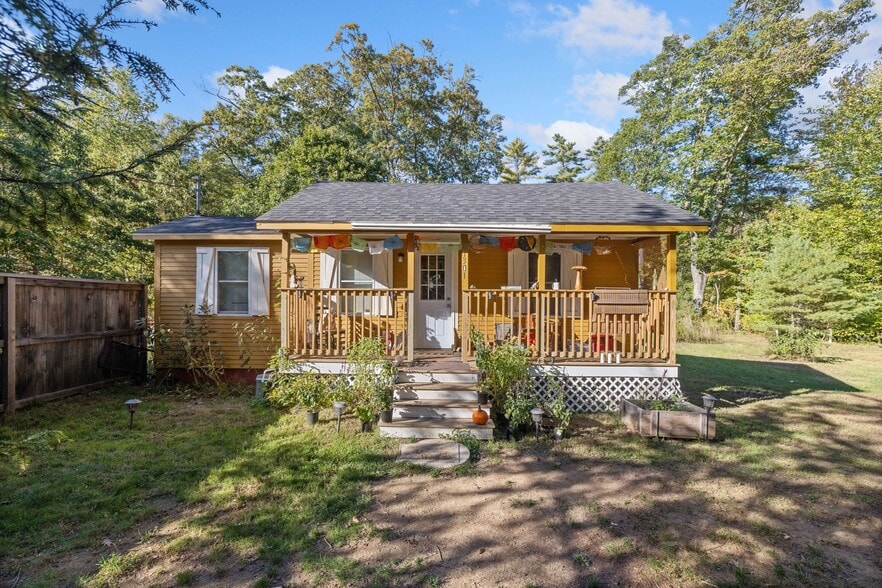 1301-1306 Alfred Rd, Arundel, ME for sale - Building Photo - Image 2 of 22