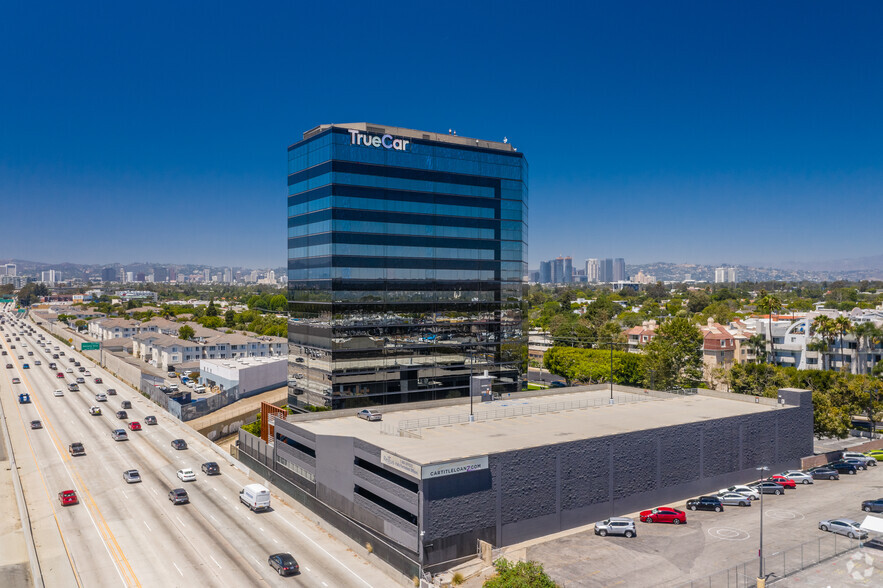 3415 S Sepulveda Blvd, Los Angeles, CA for lease - Building Photo - Image 2 of 8