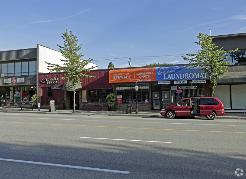 4656-4660 Hastings St, Burnaby, BC for sale - Primary Photo - Image 1 of 1