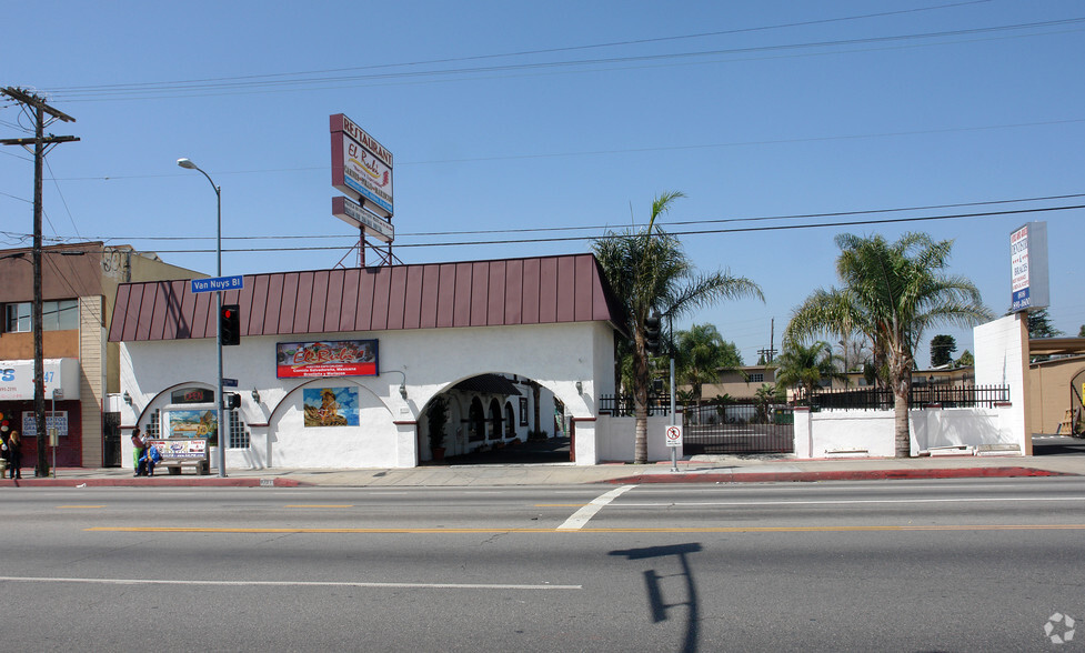 8751 Van Nuys Blvd, Panorama City, CA 91402 | LoopNet