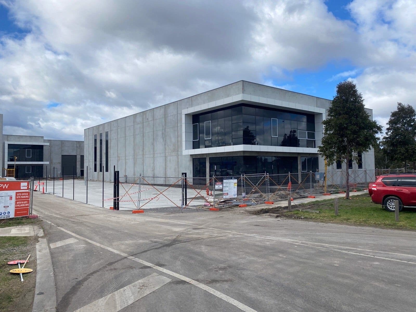 526 Edgars Rd, Epping for lease Primary Photo- Image 1 of 3