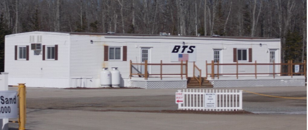 198 Dirigo Dr, Brewer, ME for sale Primary Photo- Image 1 of 1