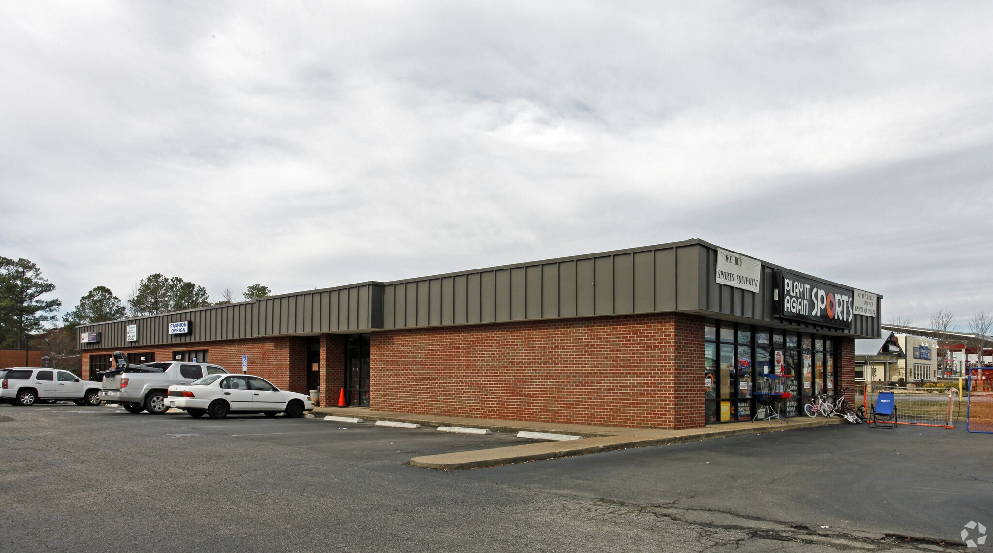 8003 W Broad St, Richmond, VA for sale Primary Photo- Image 1 of 1