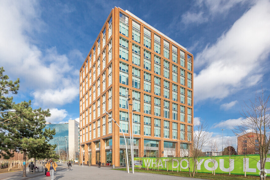 Station Sq, Coventry for lease - Primary Photo - Image 1 of 6