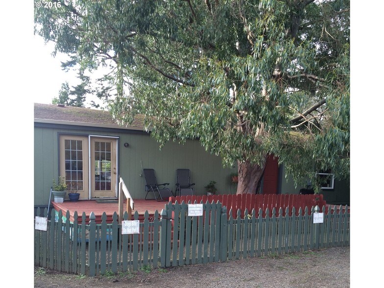 85208 S Hwy 101, Florence, OR for sale - Primary Photo - Image 1 of 1