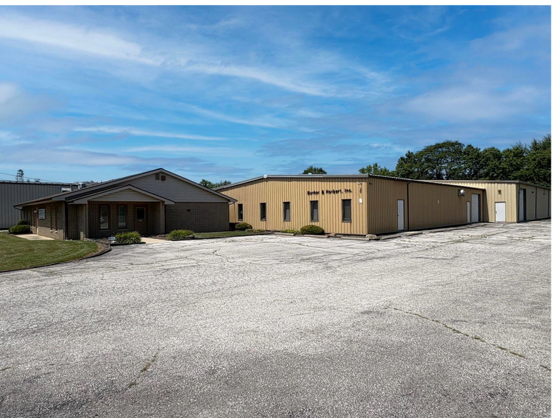 207 Main St, New Haven, IN for sale - Primary Photo - Image 1 of 10