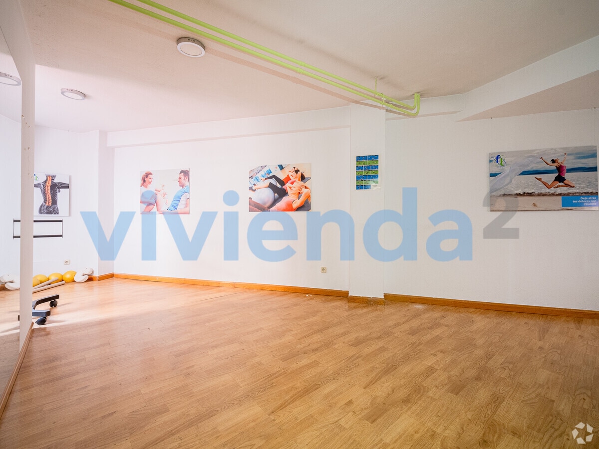 Madrid, MAD 28020 - Unit Puerta 02 -  - Interior Photo - Image 1 of 12