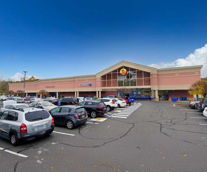 1 Padanaram Rd, Danbury, CT for lease - Building Photo - Image 2 of 9