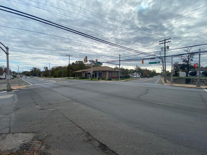 451 White Horse Pike, Atco, NJ for lease - Building Photo - Image 3 of 5