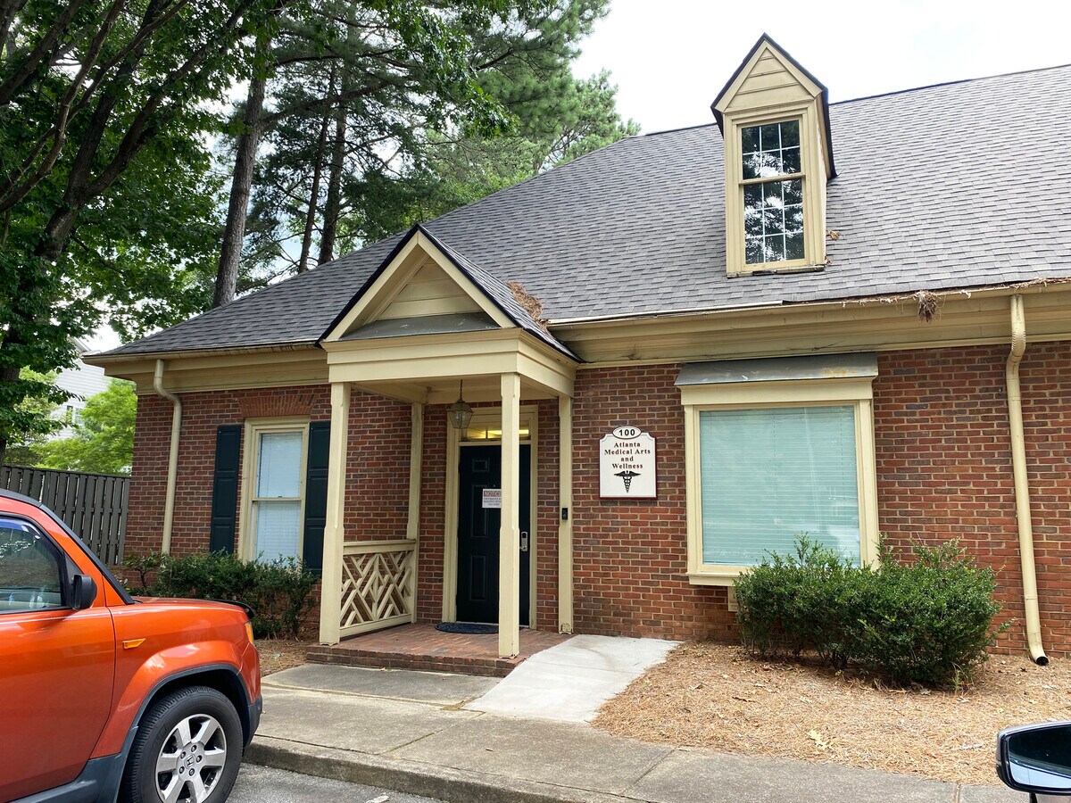 2784 N Decatur Rd, Decatur, GA 30033