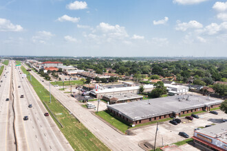 5144 E Sam Houston Pky N, Houston, TX - aerial  map view