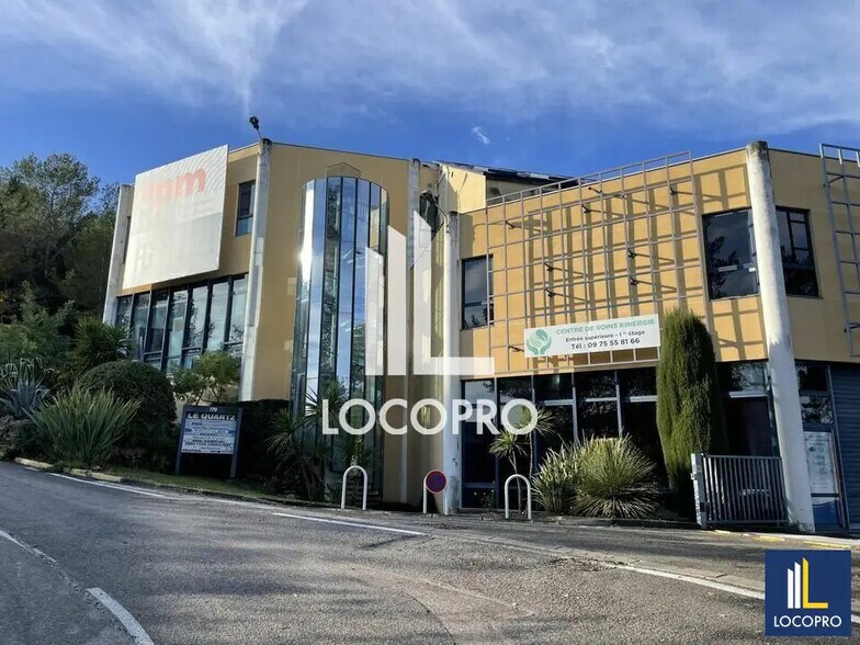 Office in SOPHIA ANTIPOLIS for lease - Building Photo - Image 1 of 7