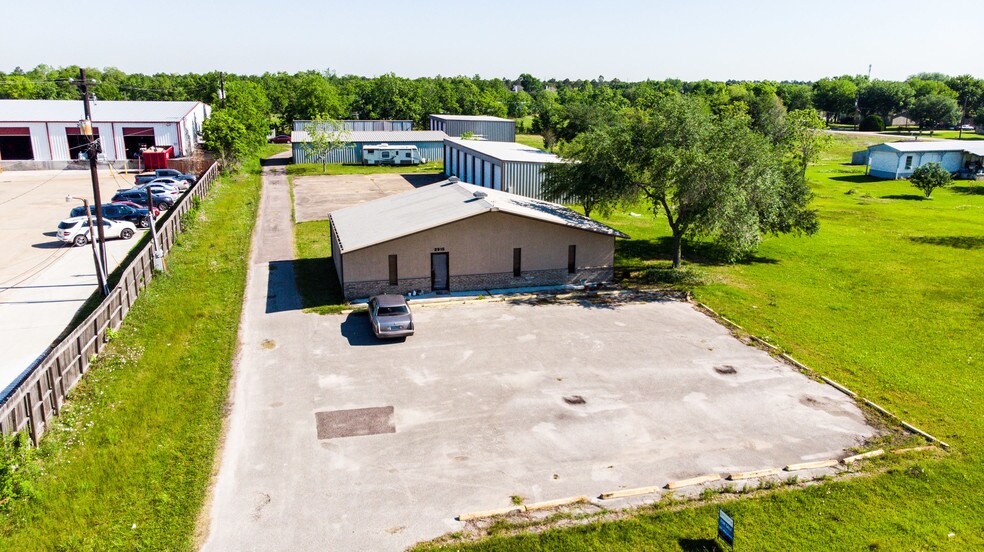 3915 Bailey Ave, Manvel, TX 77578