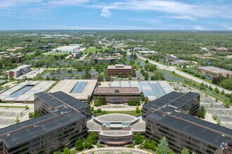 D Overlook Point, Lincolnshire, IL - AERIAL  map view