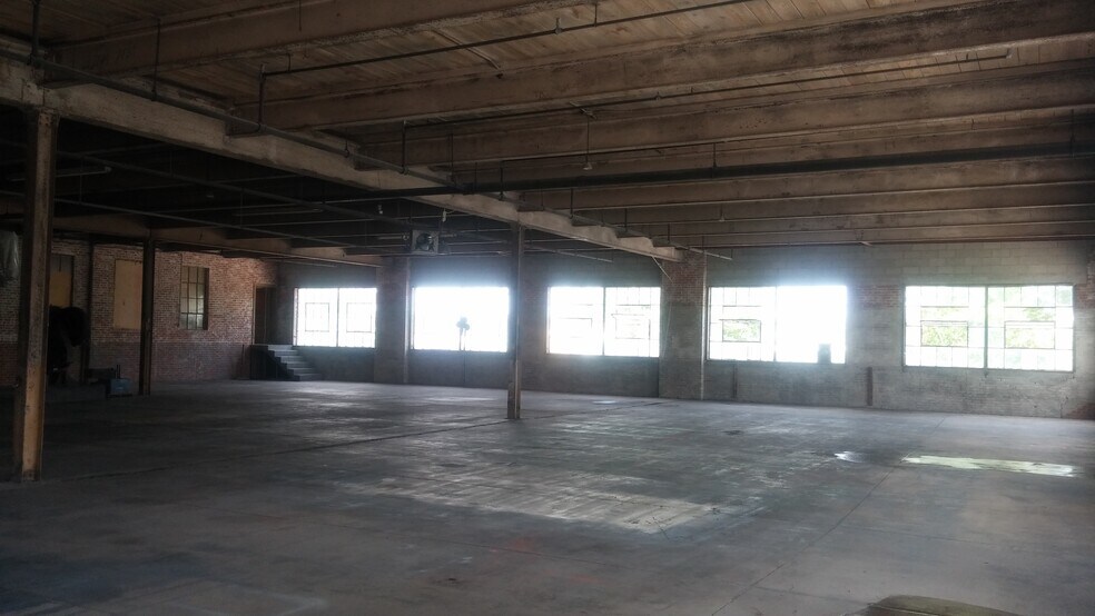 210 W Exchange St, Providence, RI 02903