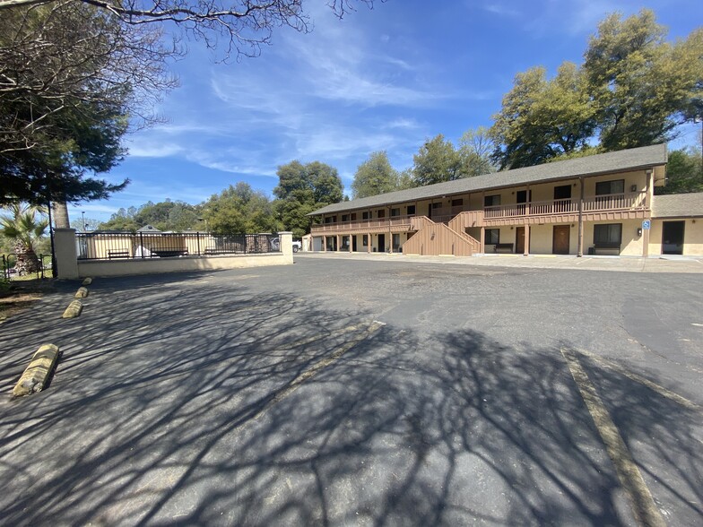 18740 State Highway 108, Jamestown, CA for sale - Primary Photo - Image 1 of 1