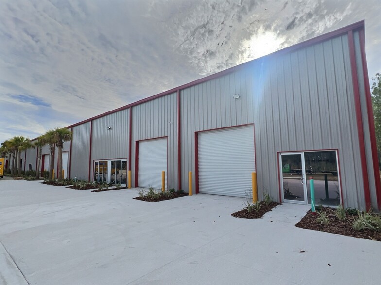 25 Railside Way, Palm Coast, FL for lease - Building Photo - Image 3 of 7