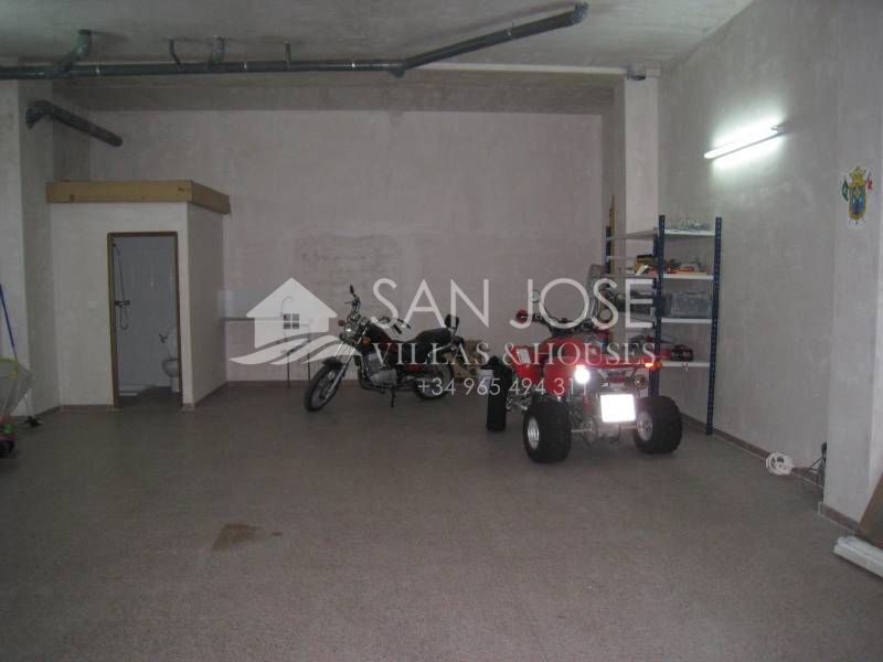 Retail in Caudete for sale Building Photo- Image 1 of 4