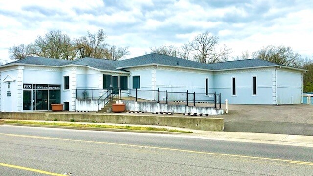 309 N Wilson Rd Radcliff Ky 40160 Loopnet Com