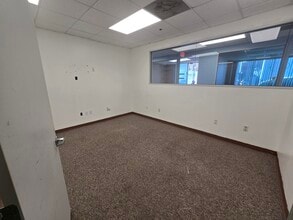 805 Live Oak Dr, Chesapeake, VA for lease Building Photo- Image 2 of 6