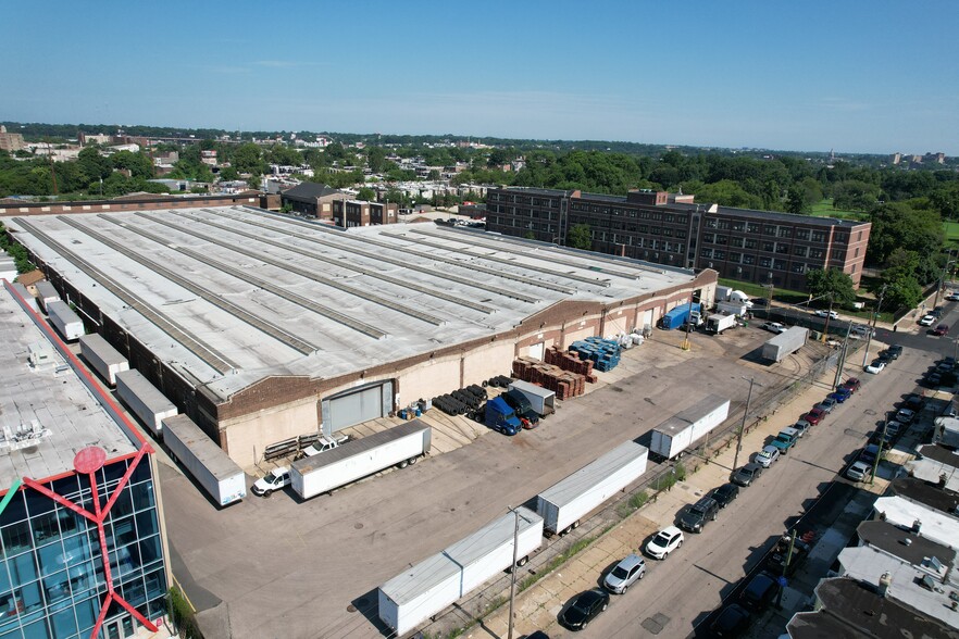 3900 N 10th St, Philadelphia, PA for sale - Building Photo - Image 3 of 4