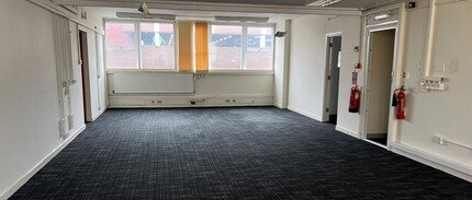 104-116 Front St, Arnold for lease Interior Photo- Image 2 of 2