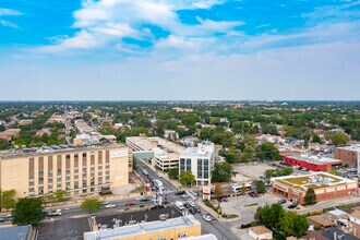 5600 W Addison St, Chicago, IL - AERIAL  map view