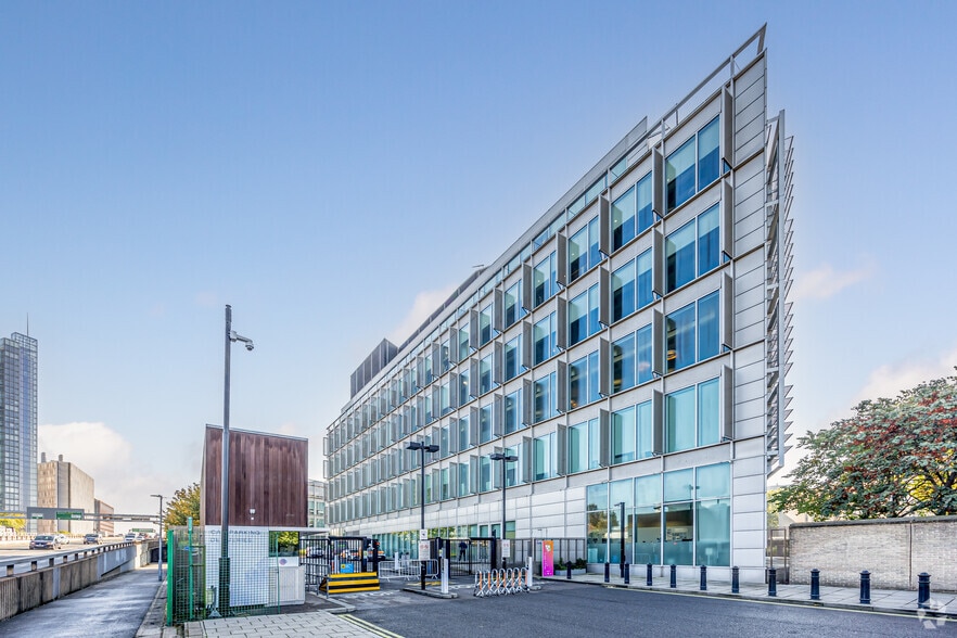 Wood Ln, London for lease - Building Photo - Image 3 of 12