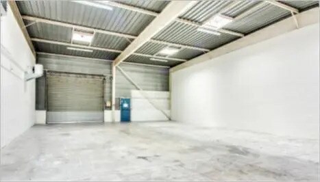 Flex in Paray-Vieille-Poste for lease - Building Photo - Image 3 of 4