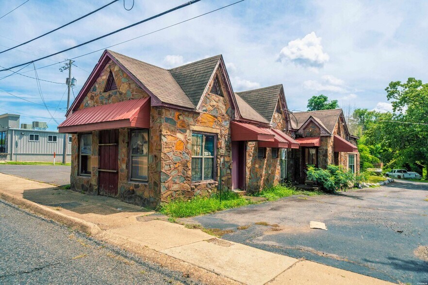 1034 Malvern Ave, Hot Springs, AR for sale - Building Photo - Image 3 of 3