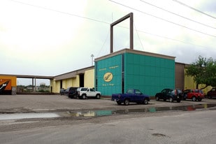 817 Brewster St, Corpus Christi TX - Warehouse