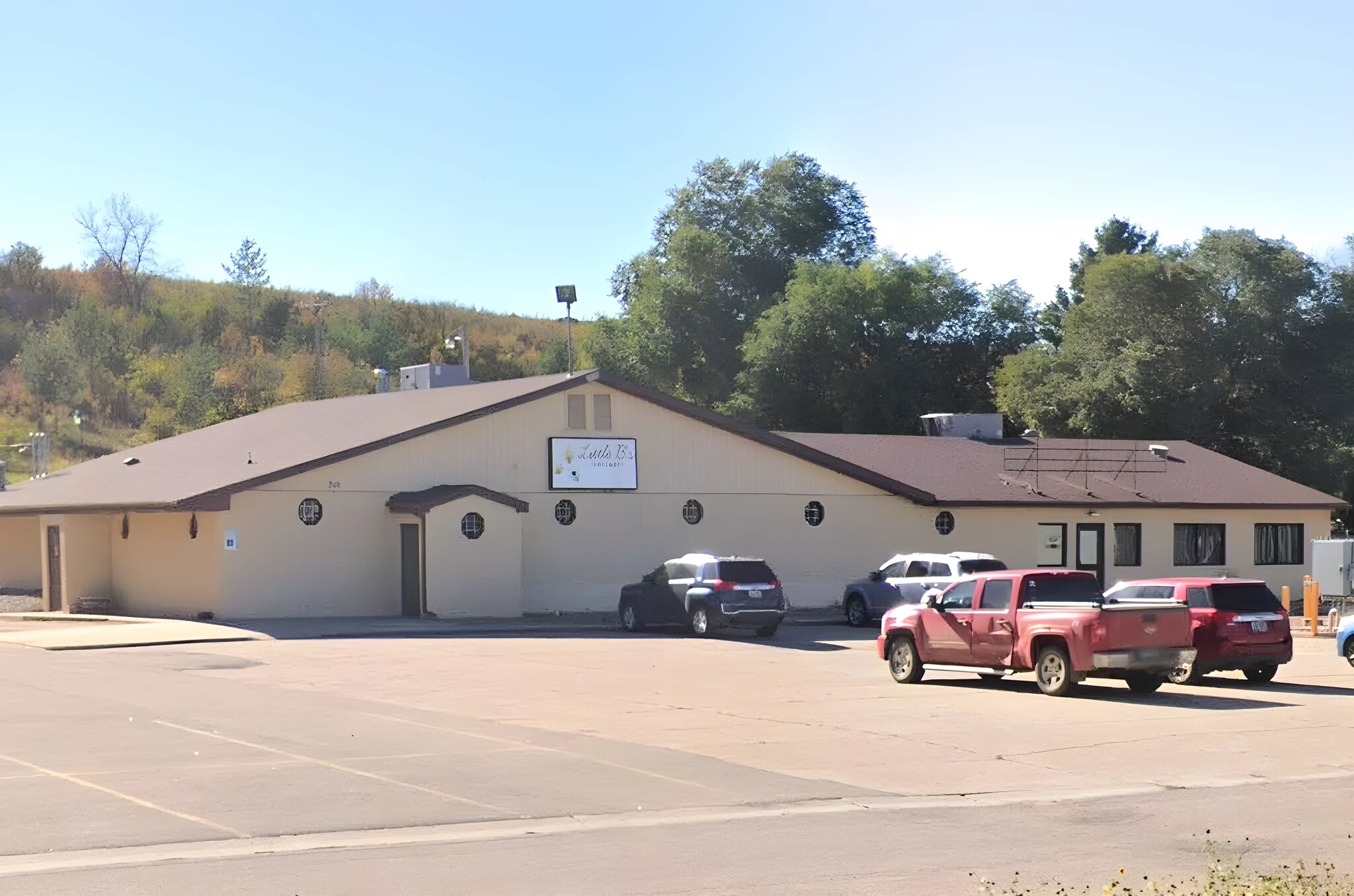 7101 W Hwy 2 & 52, Minot, ND for sale Building Photo- Image 1 of 7