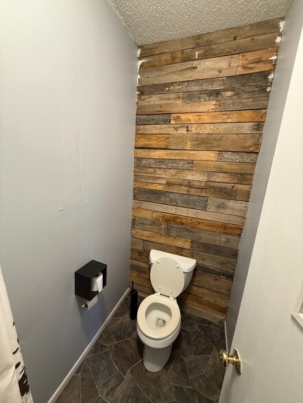 727 E Ohio St, Clinton, MO for sale - Building Photo - Image 3 of 5