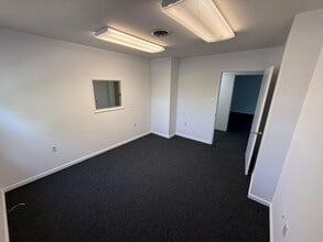 11923 Centre St, Chester, VA for lease Interior Photo- Image 1 of 11