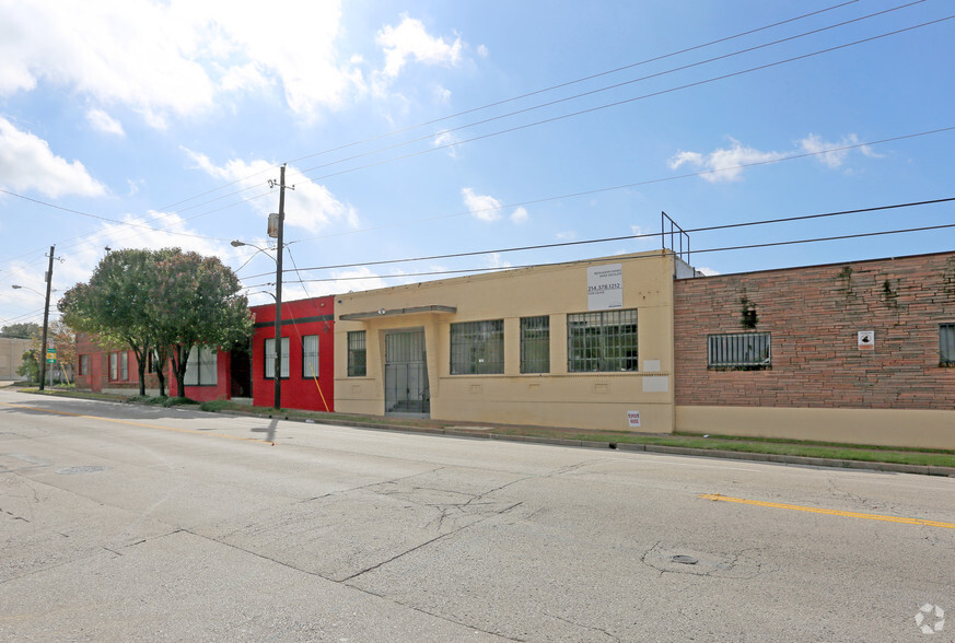 1305 S Akard St, Dallas, TX for lease - Primary Photo - Image 1 of 33