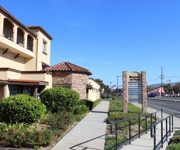 1582 W San Marcos Blvd, San Marcos, CA for lease - Building Photo - Image 2 of 5