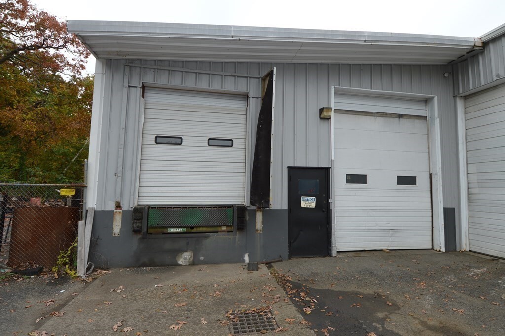 384 Hartford Tpke, Shrewsbury, MA for lease Building Photo- Image 1 of 9