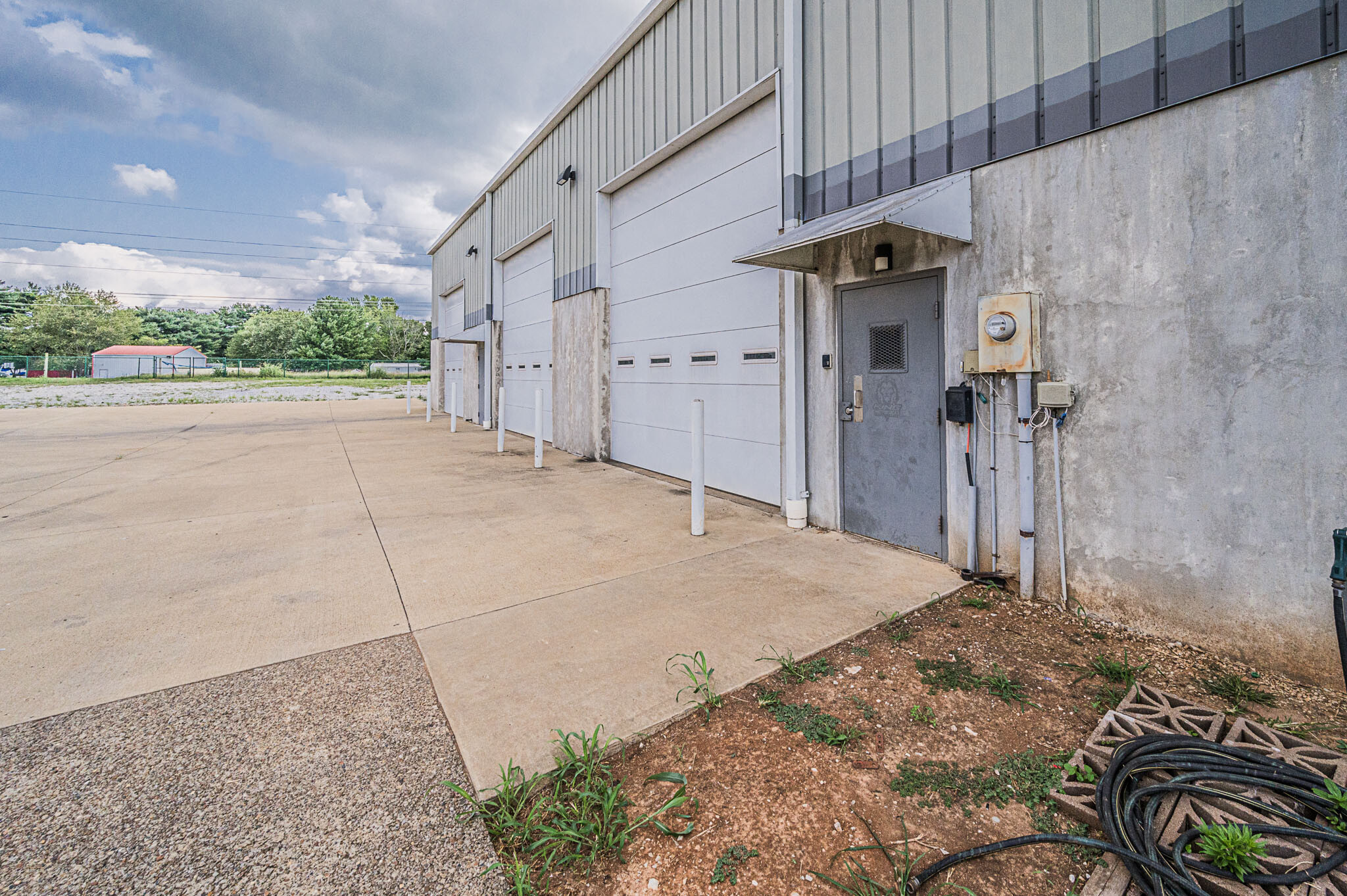 310 Cypress Wood Ln, Bowling Green, KY for lease Building Photo- Image 1 of 16