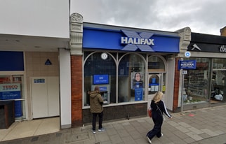 18 Broad St, Teddington LND - Retail Space
